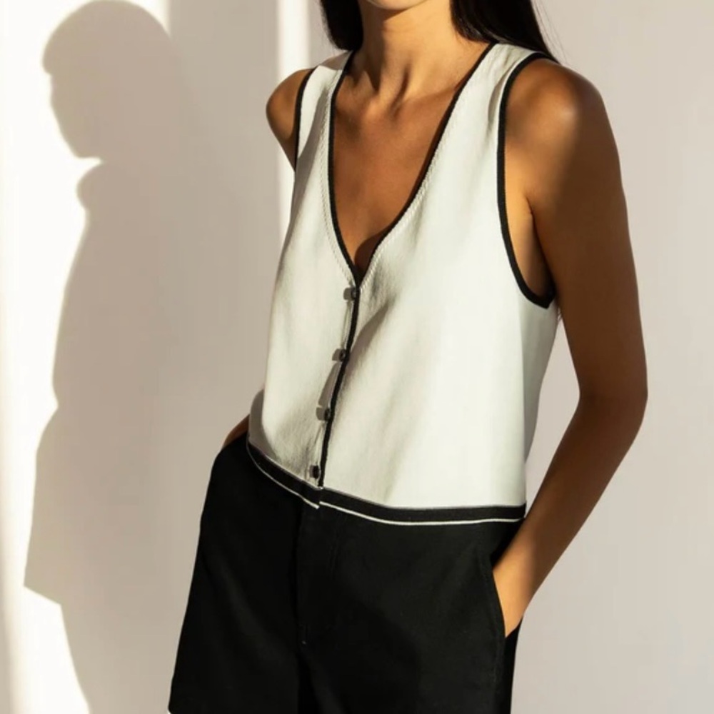Oak + Fort White Black Minimalist Preppy Academia Coastal Sweater Vest S